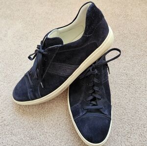 Tod's Mens Blue Suede Oxford Sneakers, Size 8.5, Old Money Quiet Luxury